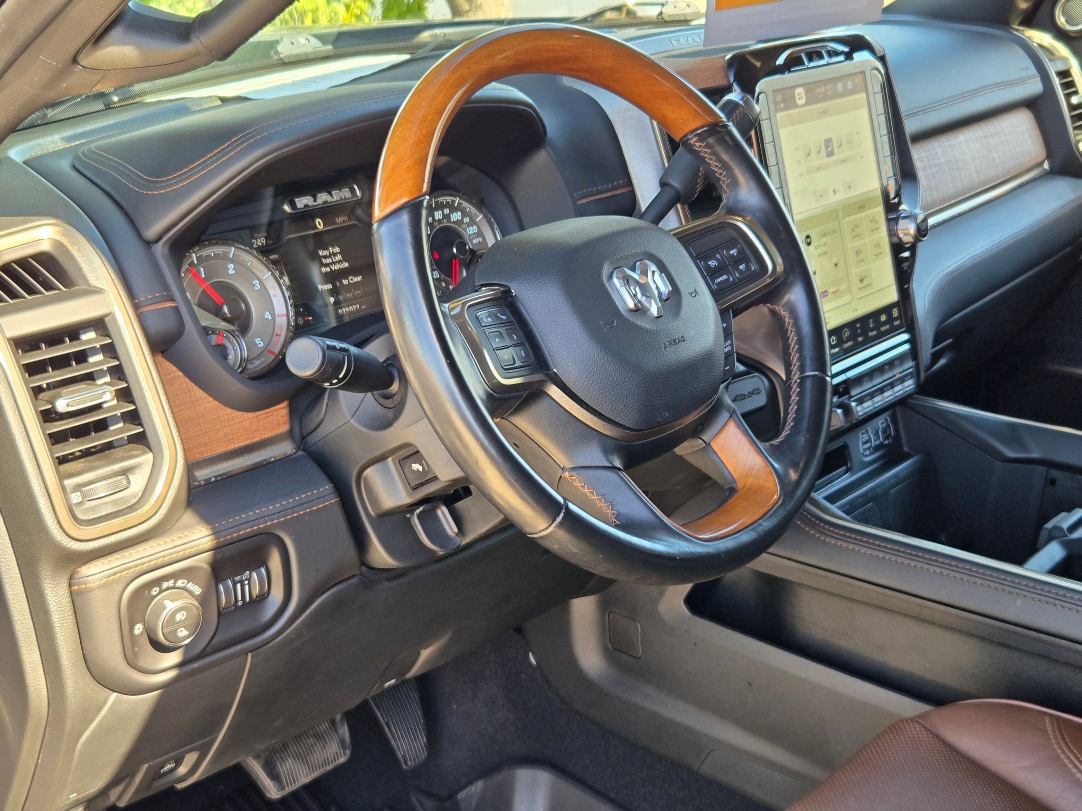 Used 2022 RAM 3500 Limited image 10