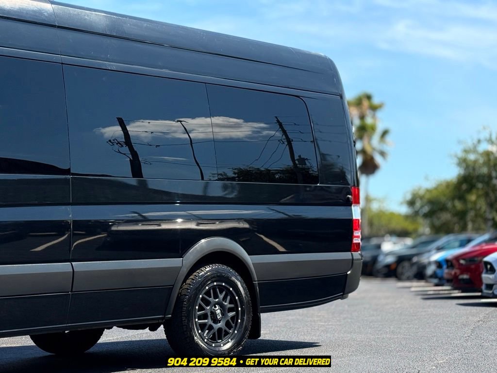 Used 2015 Mercedes-Benz Sprinter 3500 image 2