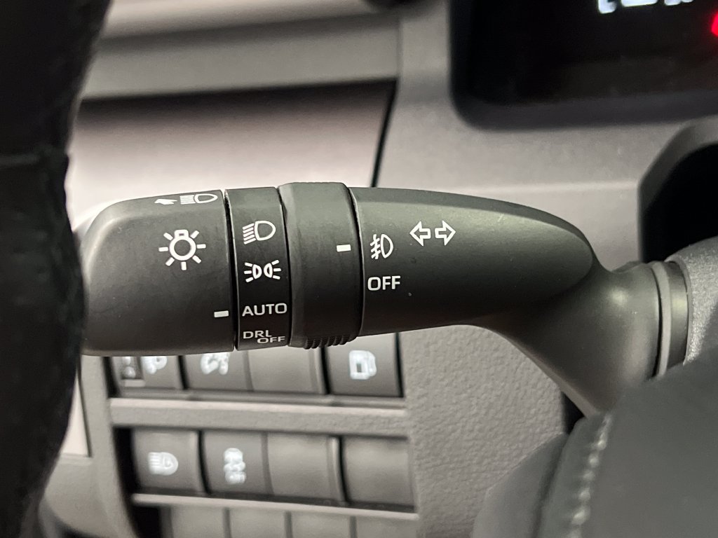 Used 2025 Toyota 4Runner SR5 AWD/4WD image 50