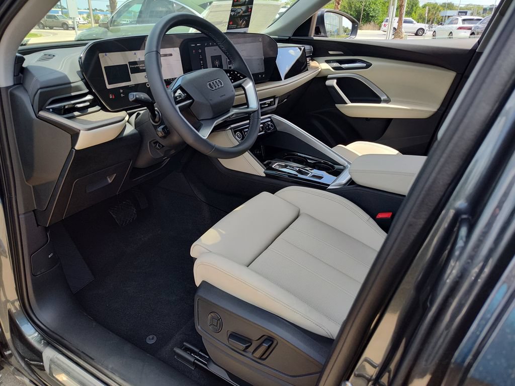 New 2026 Audi Q5 Premium Plus AWD/4WD image 2