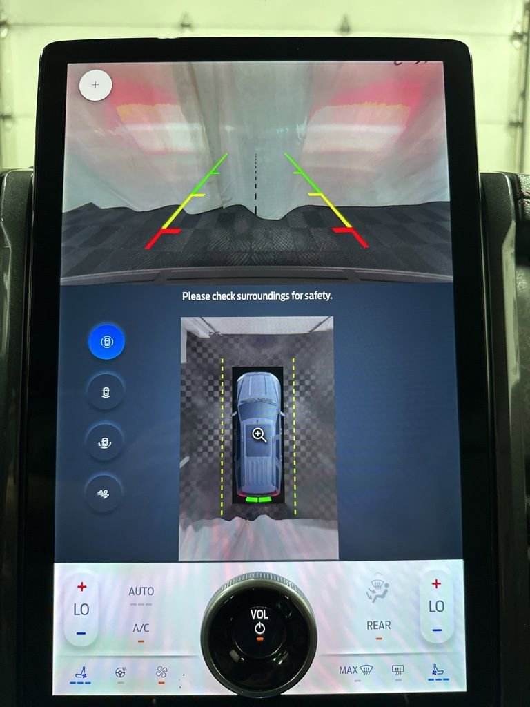 Used 2024 Ford Expedition Limited AWD/4WD image 26