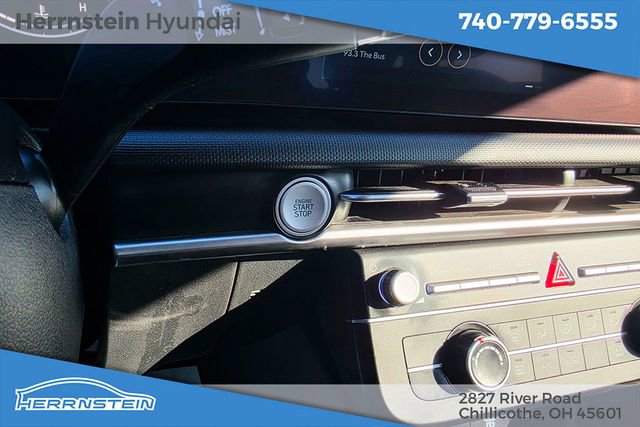 Used 2025 Hyundai Tucson SE AWD/4WD image 20