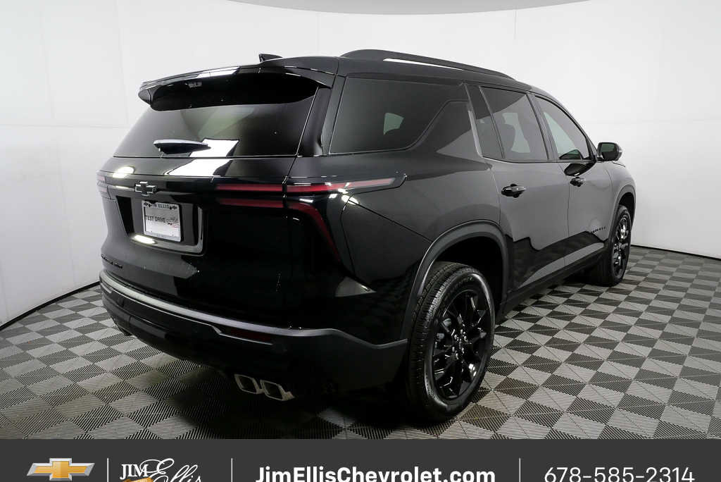 New 2026 Chevrolet Traverse LT image 3