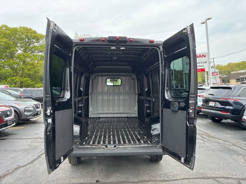 Used 2023 RAM ProMaster 2500 FWD image 13