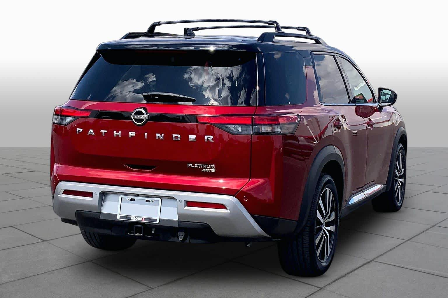 Used 2023 Nissan Pathfinder Platinum w/ Cargo Package AWD/4WD image 13