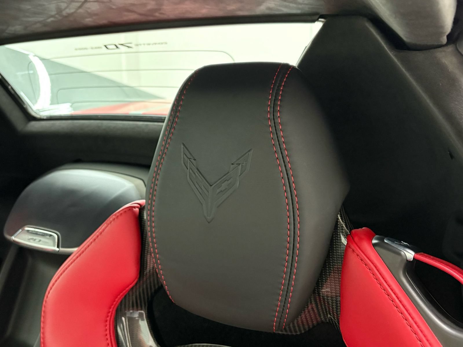 Used 2023 Chevrolet Corvette Stingray Premium Conv w/ Z51 Performance Package RWD image 11