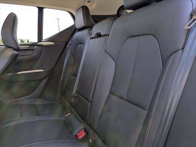 New 2026 Volvo XC90 T8 Plus w/ Protection Package Premier AWD/4WD image 19