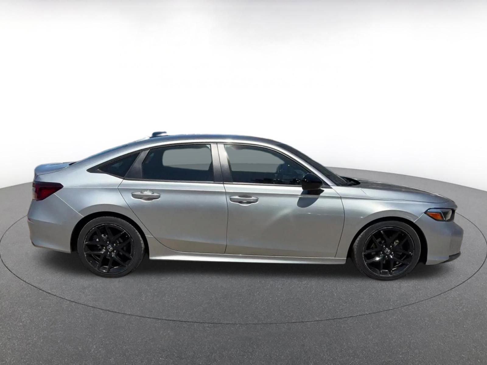 Used 2025 Honda Civic Sport image 16