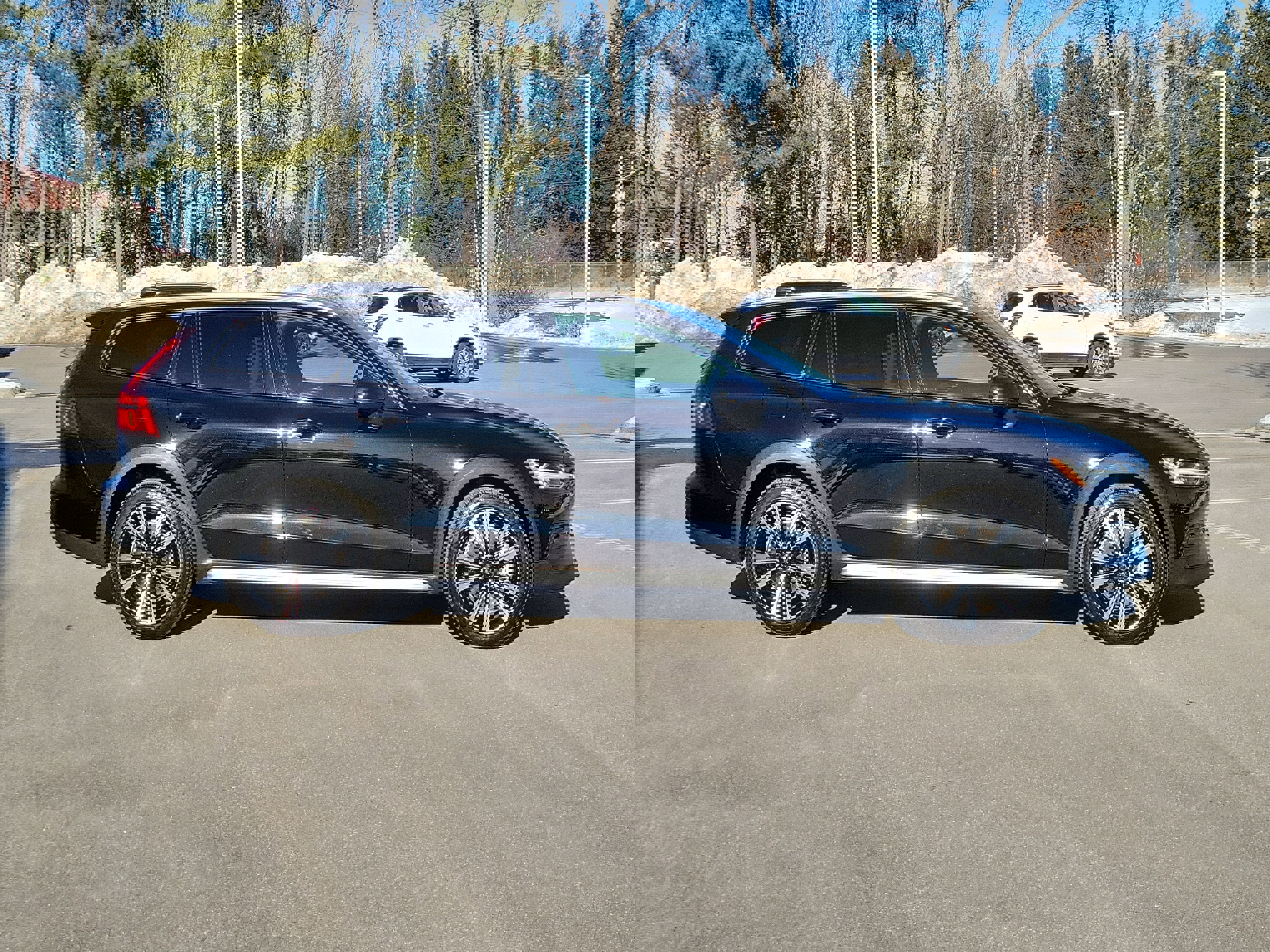 Used 2024 Volvo V60 B5 Cross Country Ultimate image 8