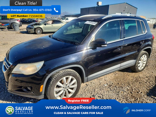 Used 2011 Volkswagen Tiguan SE FWD image 1