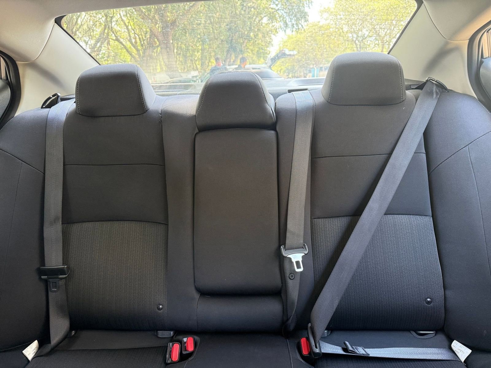 Used 2025 Nissan Altima 2.5 SV FWD image 35