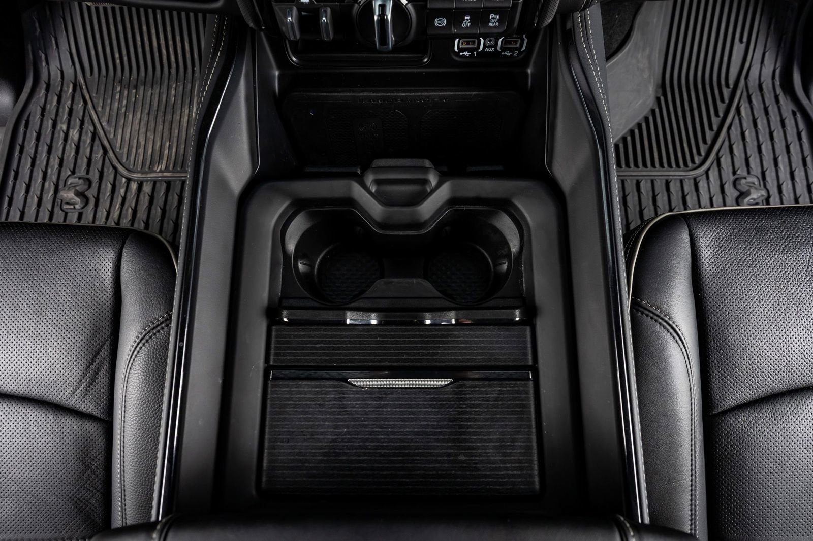 Used 2024 RAM 3500 Limited image 27