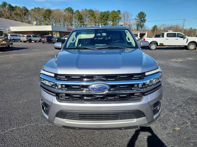 Used 2024 Ford Expedition Limited image 8