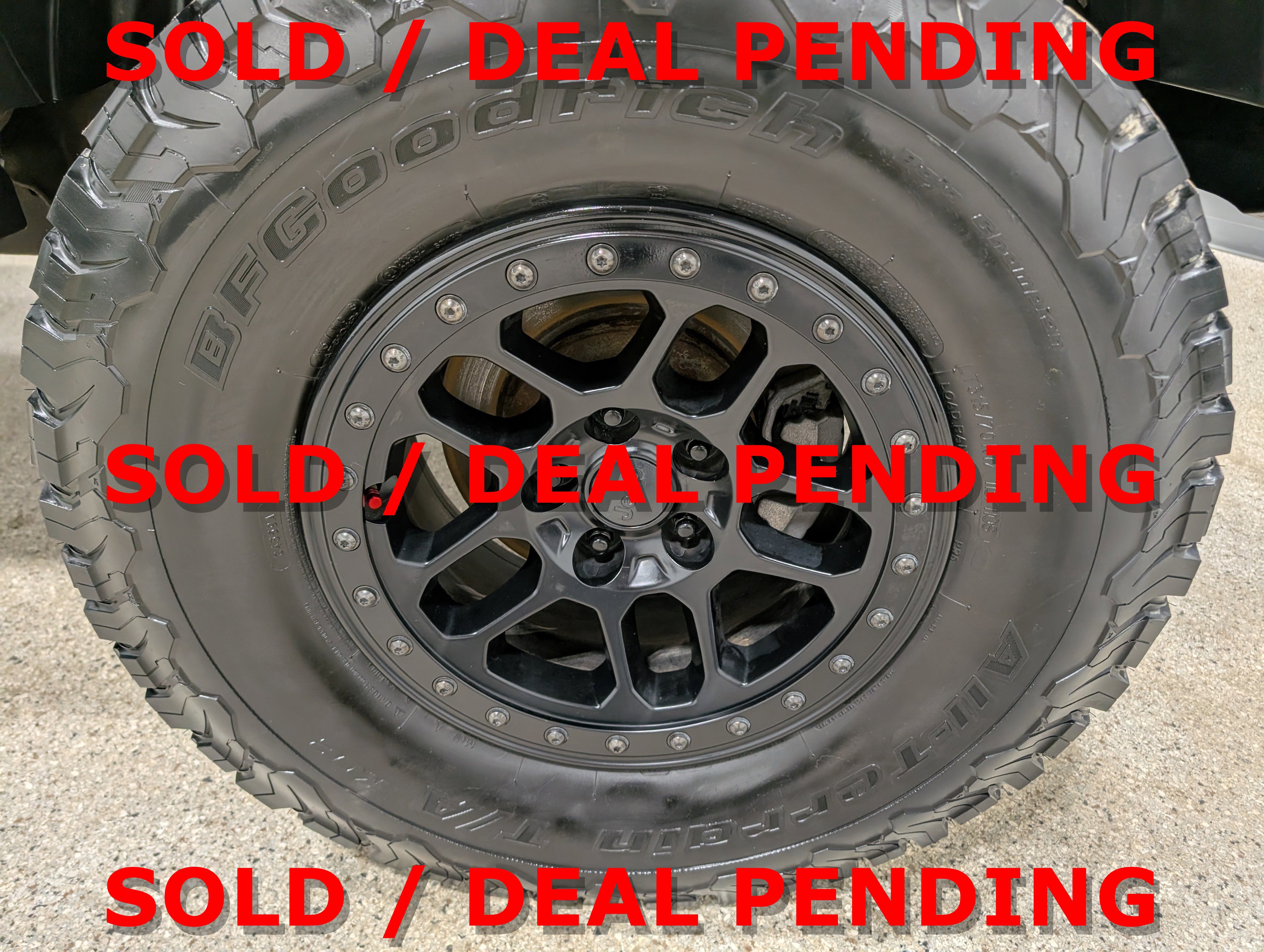 Used 2022 Jeep Wrangler Unlimited Rubicon AWD/4WD image 10