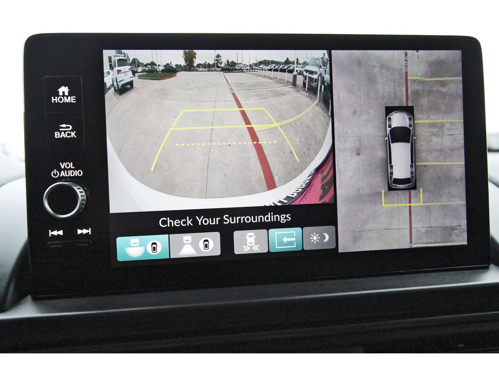 Used 2025 Honda Pilot TrailSport image 27