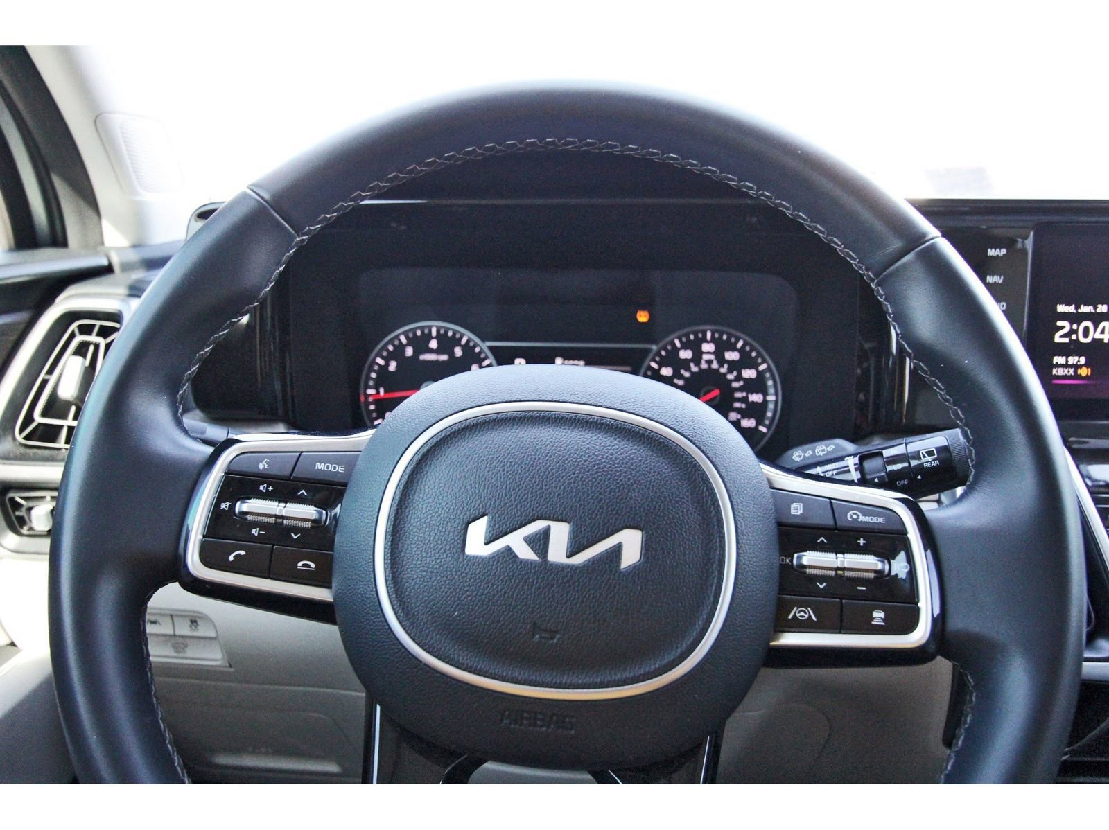 Used 2023 Kia Sorento X-Line EX image 17