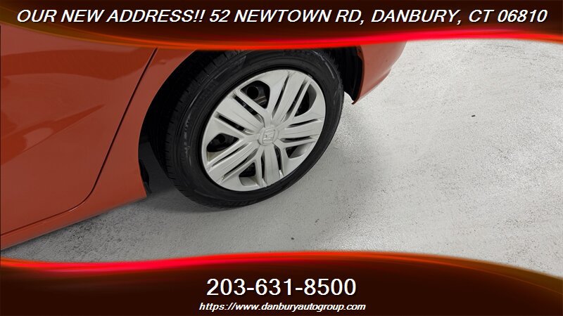 Used 2018 Honda Fit LX image 9