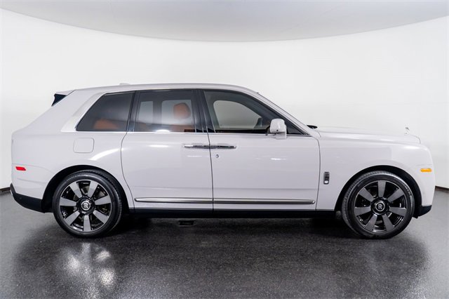 Used 2023 Rolls-Royce Cullinan image 5