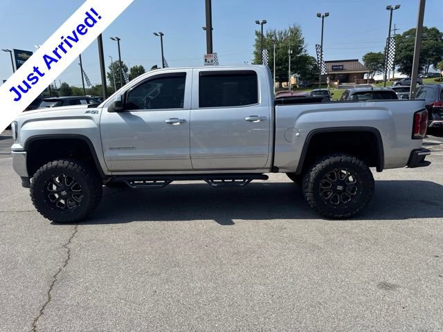 Used 2017 GMC Sierra 1500 SLT w/ SLT Premium Package AWD/4WD image 6