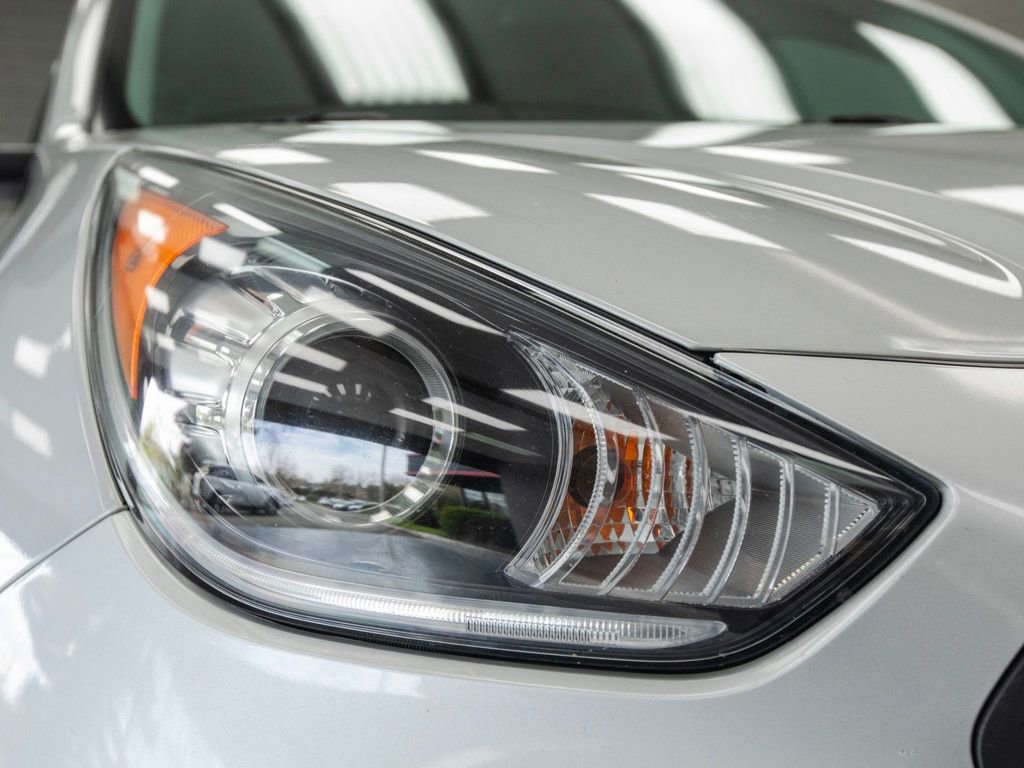 Used 2019 Kia Niro LX FWD image 9