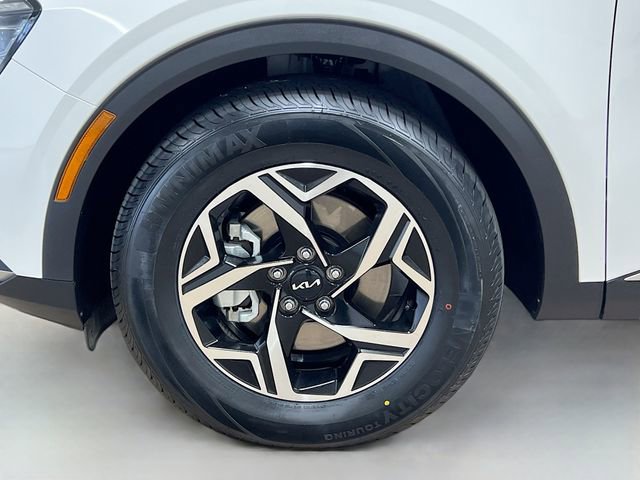 Certified 2024 Kia Sportage LX image 30