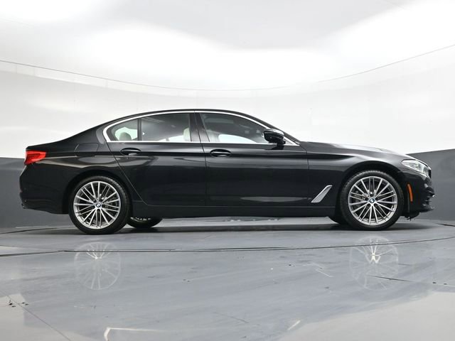Used 2019 BMW 540i xDrive w/ Executive Package image 34