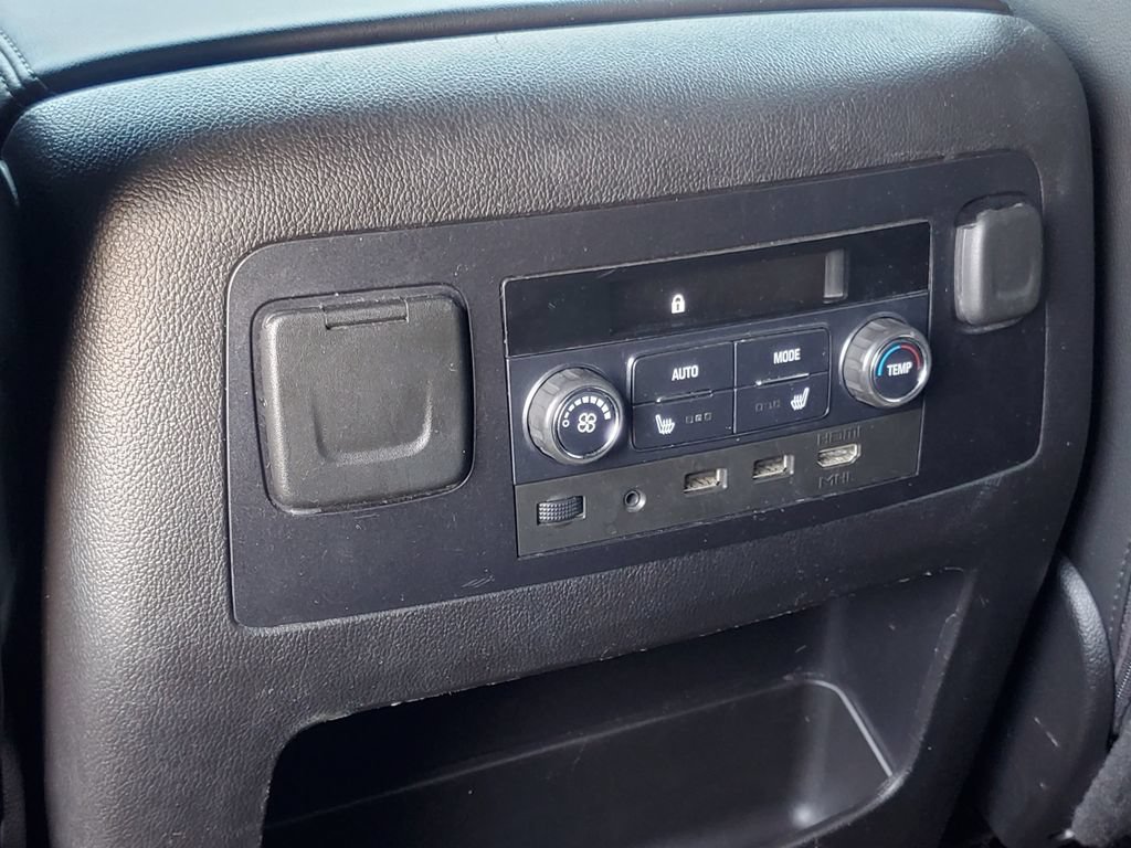 Used 2018 Chevrolet Tahoe Premier AWD/4WD image 24
