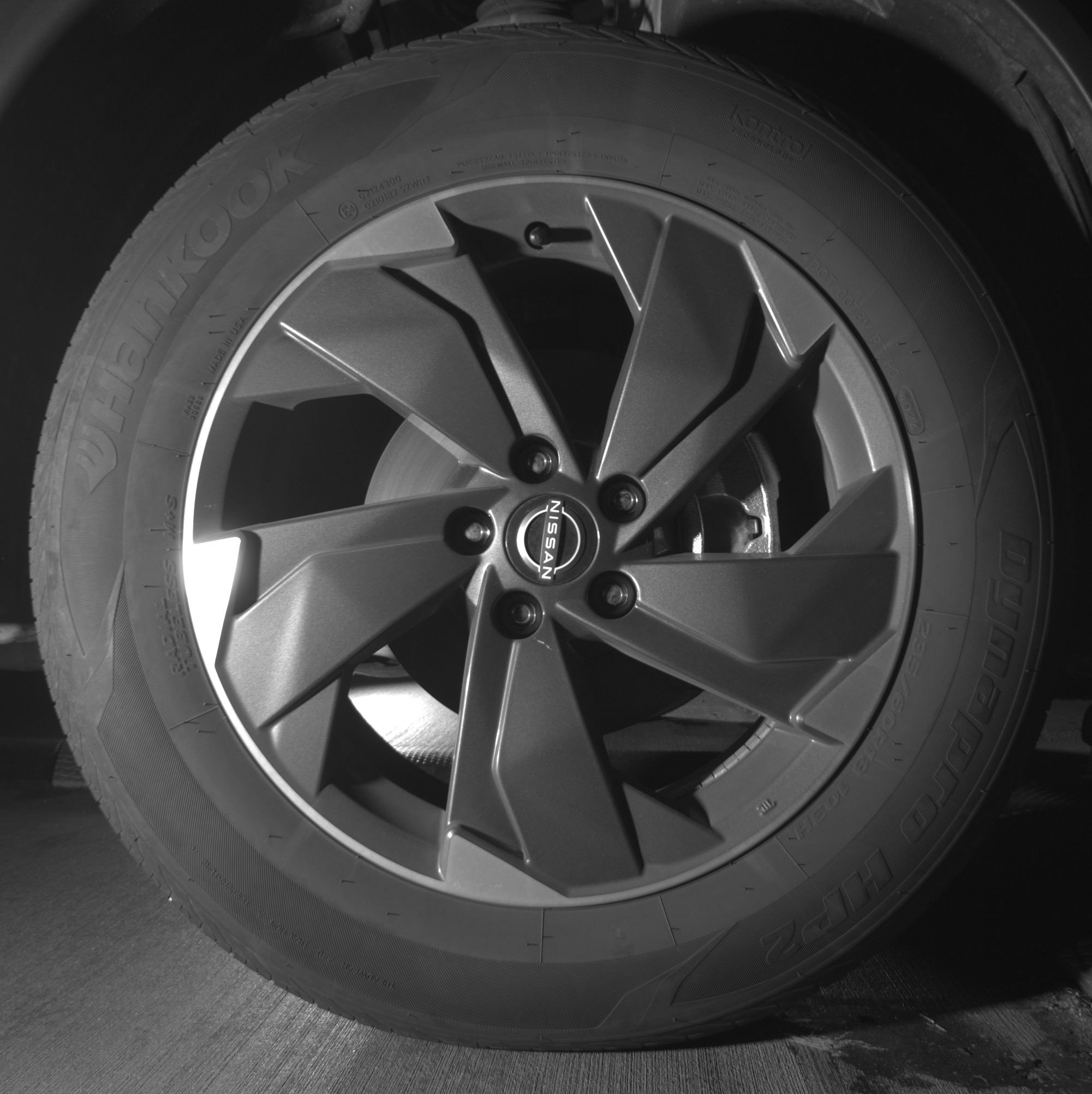 Used 2025 Nissan Rogue SV AWD/4WD image 13