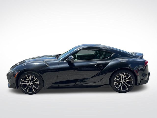 Used 2022 Toyota Supra w/ Safety & Technology Package RWD image 2