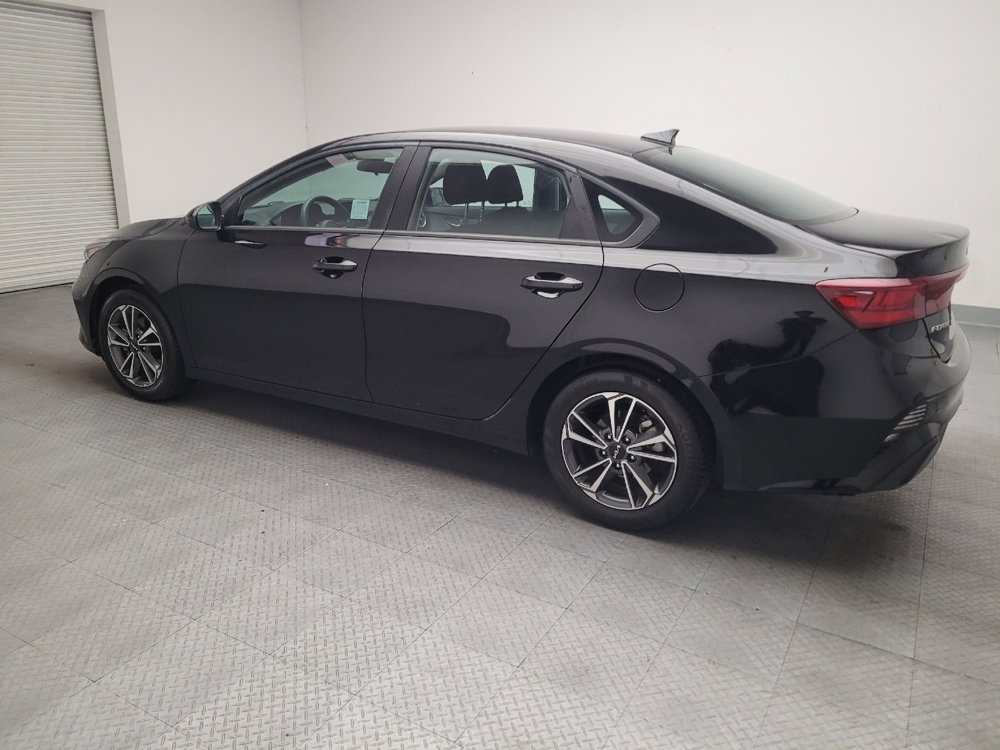 Used 2023 Kia Forte LXS image 3