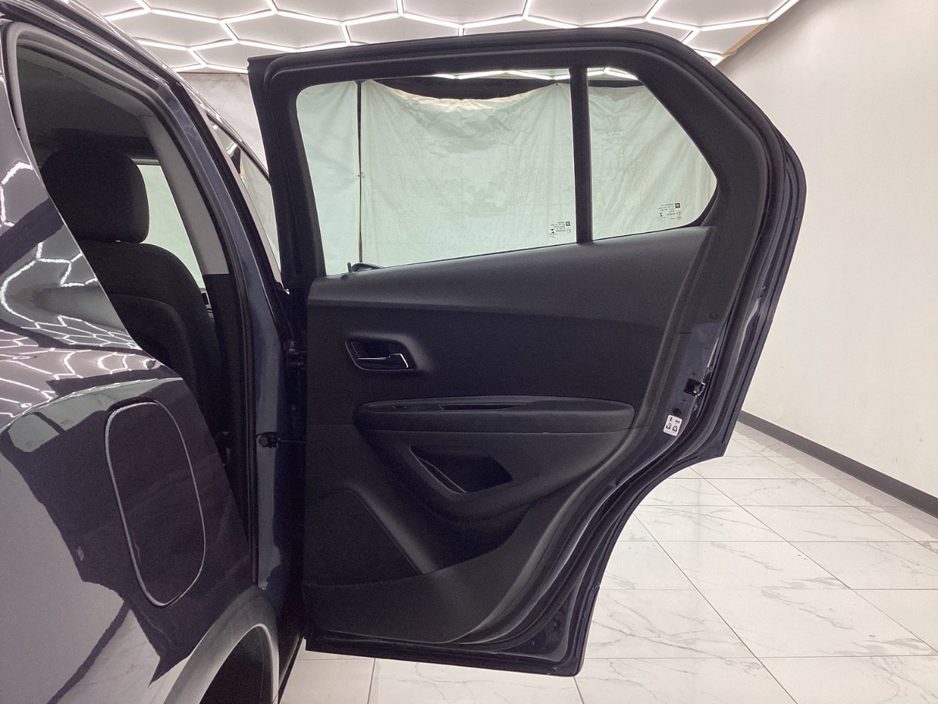 Used 2019 Chevrolet Trax LS image 25