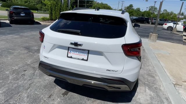 New 2026 Chevrolet Trax ACTIV w/ Sunroof Package FWD image 9