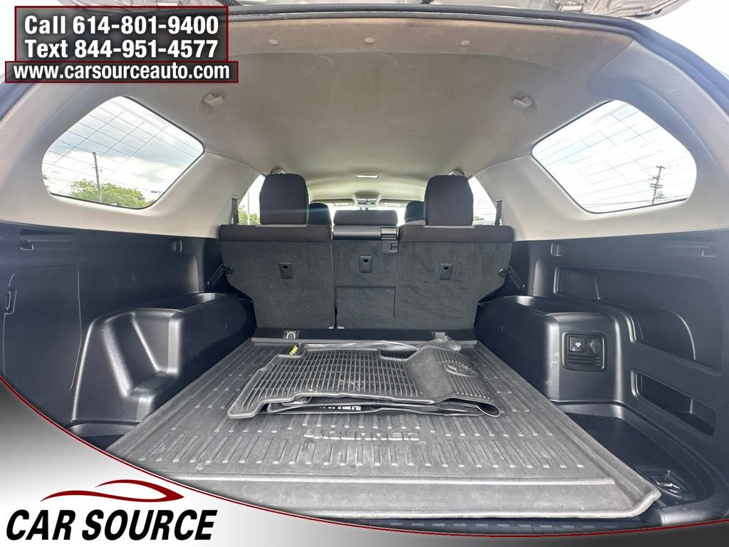 Used 2018 Toyota 4Runner SR5 AWD/4WD image 26