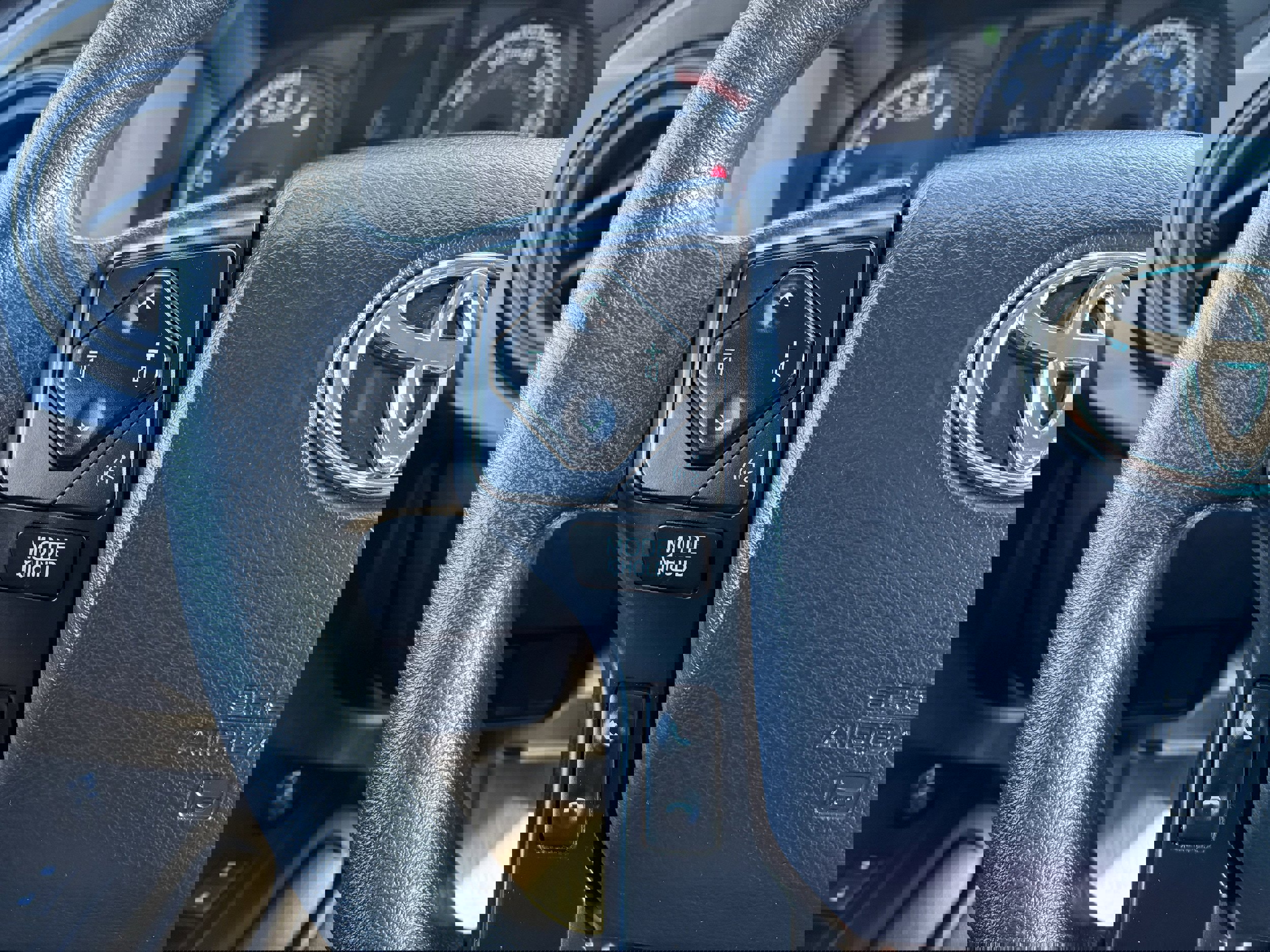 Used 2020 Toyota Tacoma SR image 15