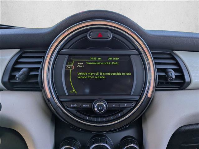 Used 2018 MINI Cooper 2-Door Hardtop image 13