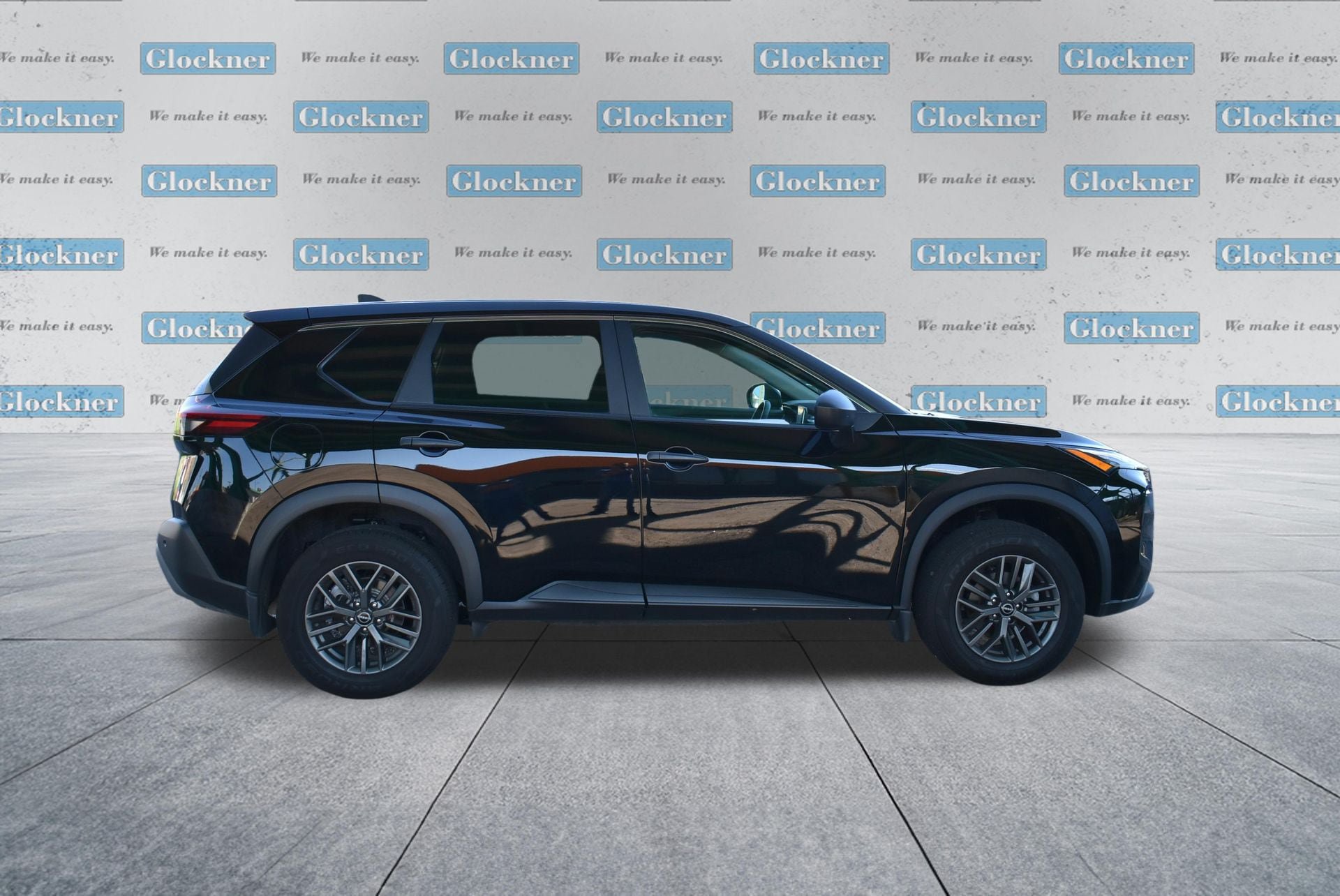 Used 2023 Nissan Rogue S AWD/4WD image 4
