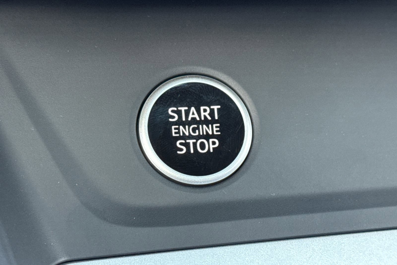 New 2025 Audi Q3 2.0T Premium image 19