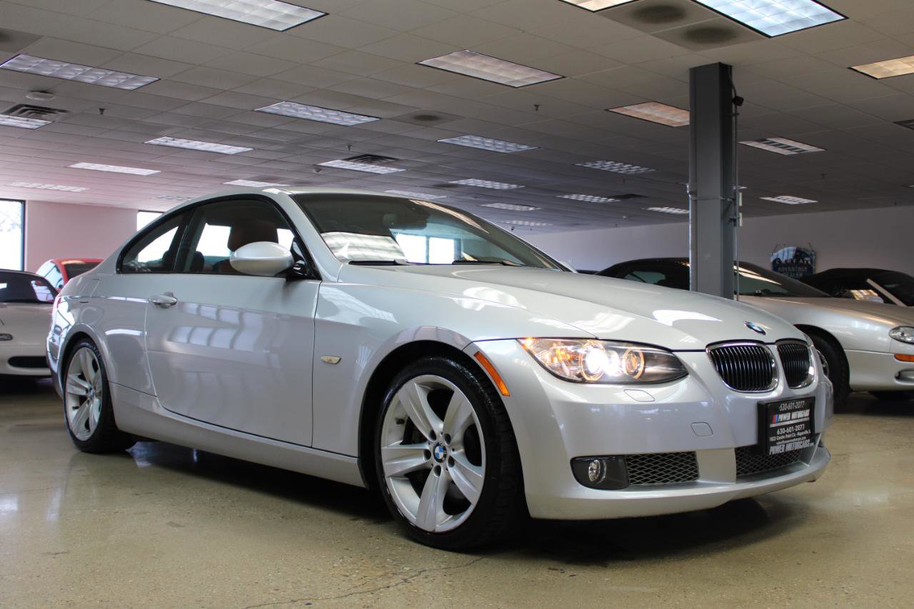 Used 2009 BMW 335i Coupe image 2