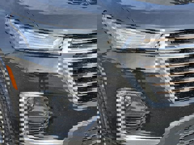 Used 2023 Chevrolet Traverse High Country image 8