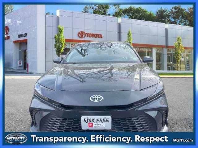 Used 2026 Toyota Camry SE w/ Convenience Package AWD/4WD image 2