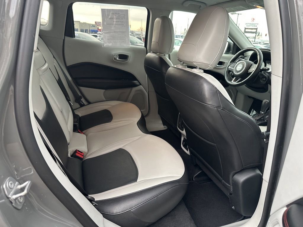 Used 2019 Jeep Compass Limited AWD/4WD image 21