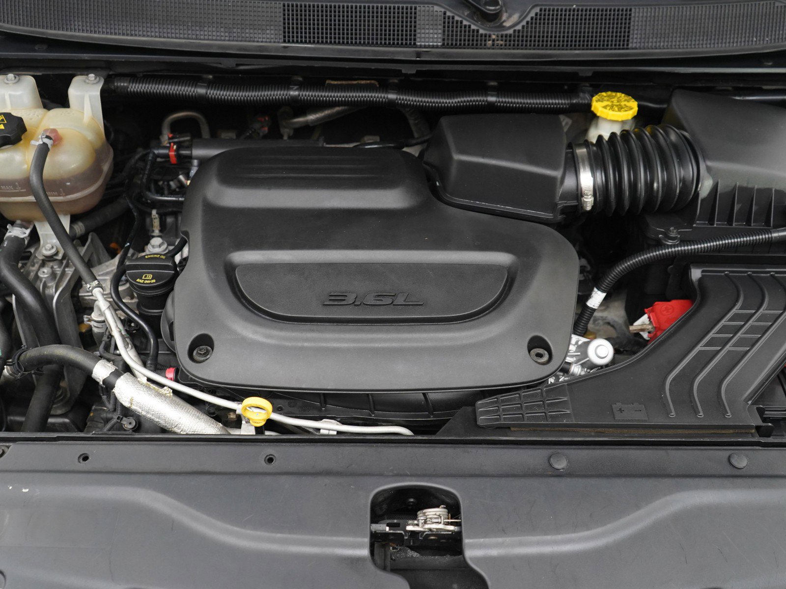 Used 2019 Chrysler Pacifica Touring-L image 32