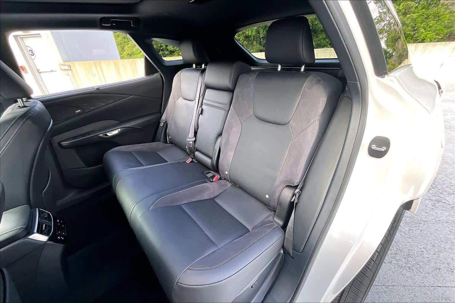 Used 2023 Lexus RX 350 FWD w/ Cold Area Package image 20