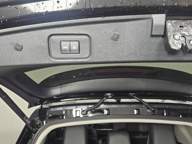 New 2025 Nissan Pathfinder Platinum AWD/4WD image 23