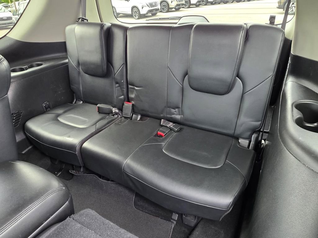 Used 2024 Nissan Armada SL w/ Captain's Chairs Package image 16