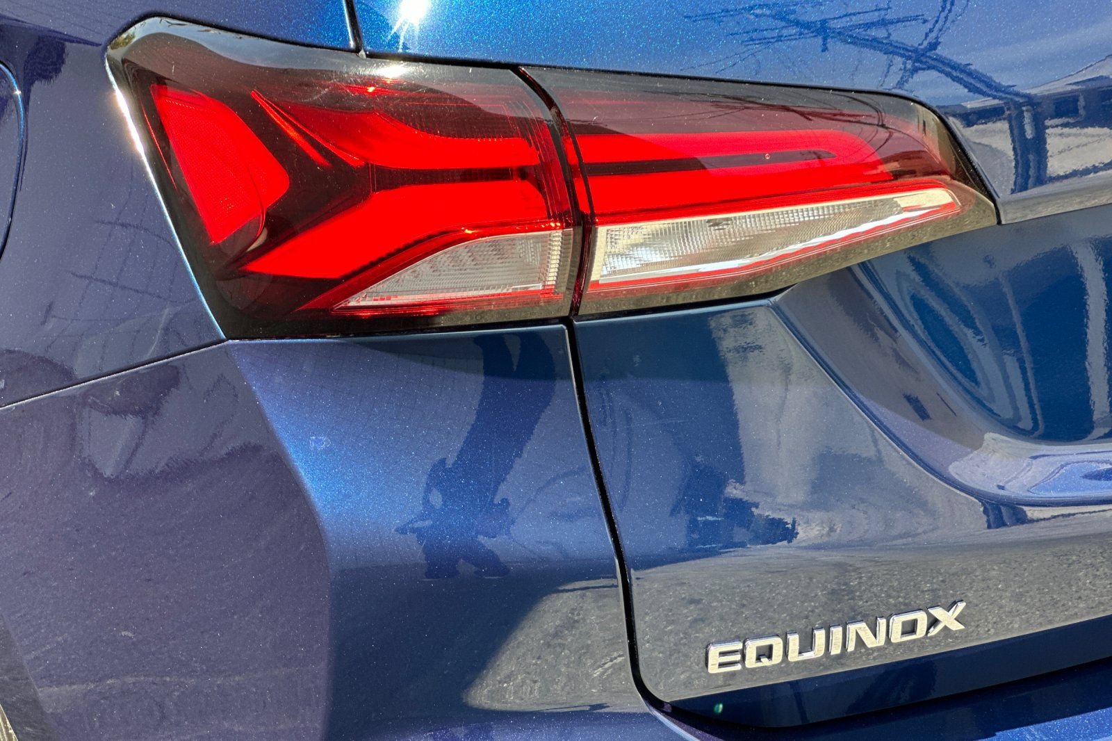 Used 2023 Chevrolet Equinox Premier AWD/4WD image 33