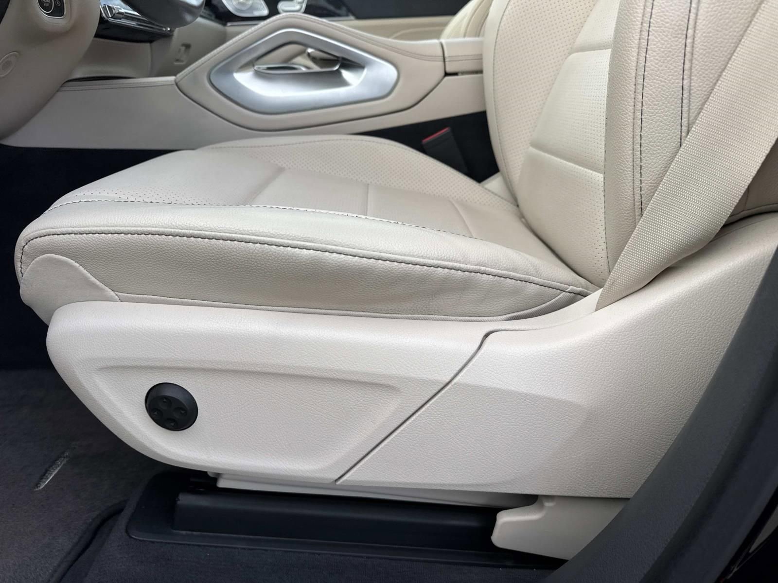 Used 2020 Mercedes-Benz GLE 350 4MATIC image 17