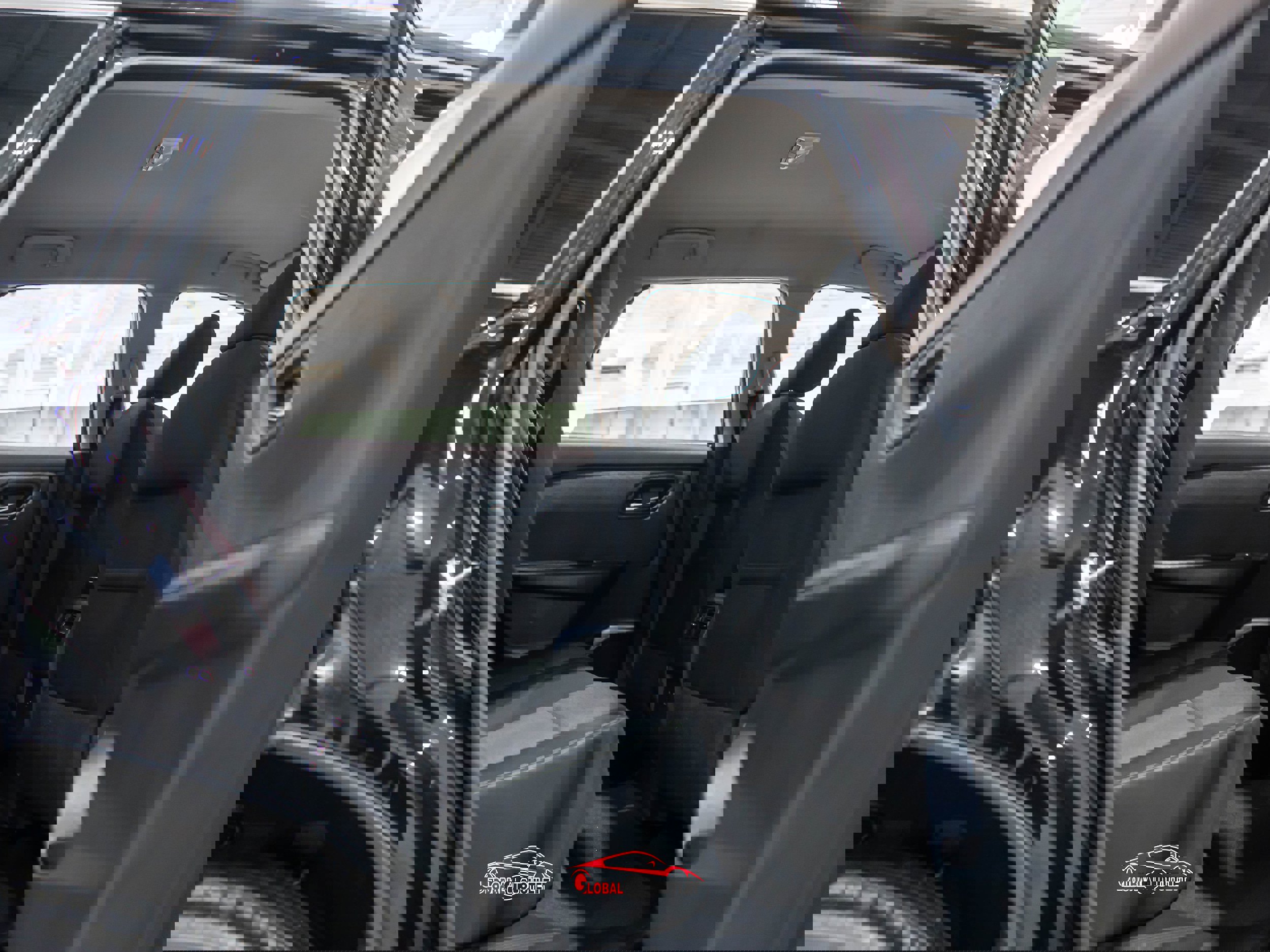 Used 2021 Nissan Rogue SV image 19