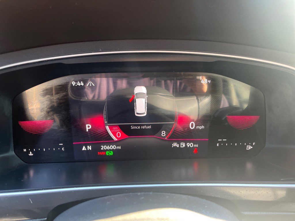 Used 2024 Volkswagen Tiguan SE R-Line image 9