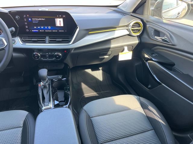 New 2026 Chevrolet Trax LT w/ Driver Confidence Package image 16